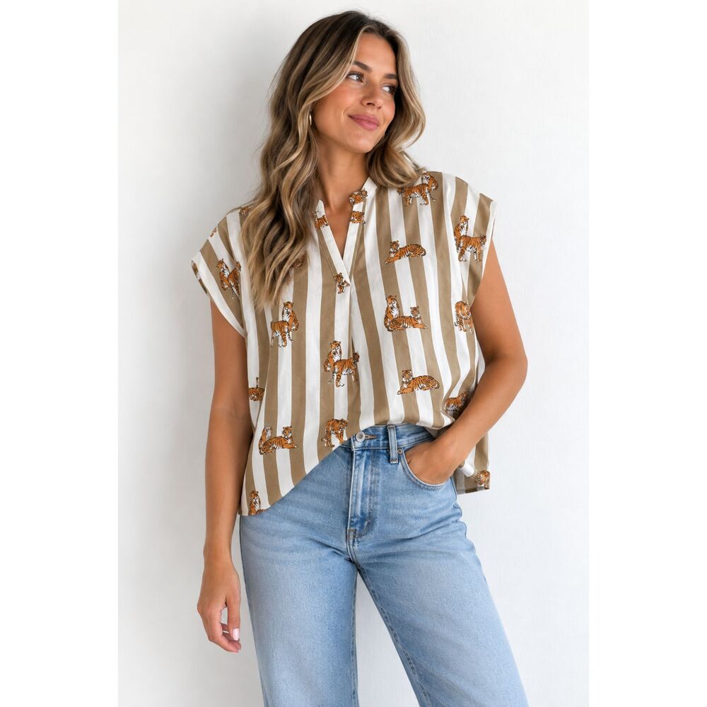 Entro Tiger Print Striped Blouse Women’s L Brown White V Neck Boxy Top
